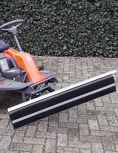 Husqvarna Sneeuwschuif Schommelstuk 2