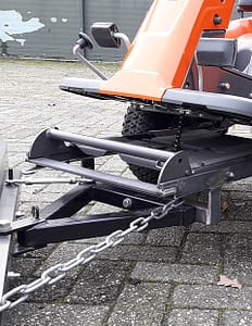 Husqvarna Sneeuwschuif Snelle Montage 2